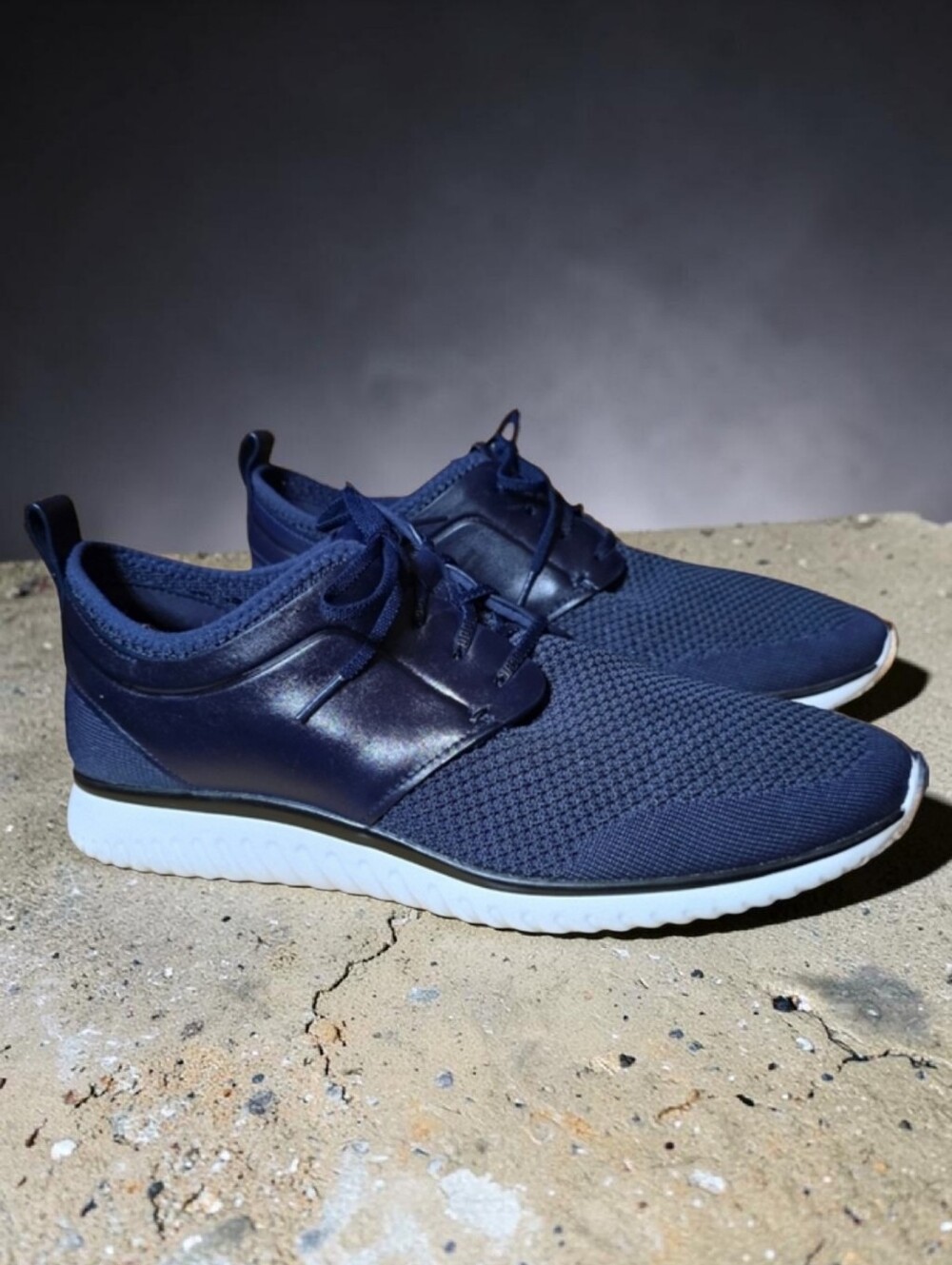 COLE HAAN ( 10.5 ) Men's Grand Motion Stretch Knit/Leather Navy Sneaker/Shoe